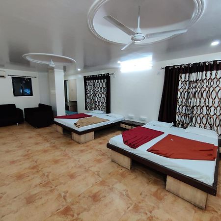 Sai Anand Hotel Nashik Exterior photo